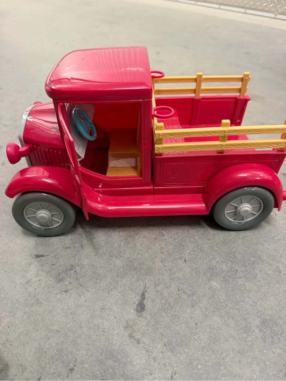 Li’l Woodzeez Pink Farm Pickup Truck Vehicle Maison Battat I Love Veggies works